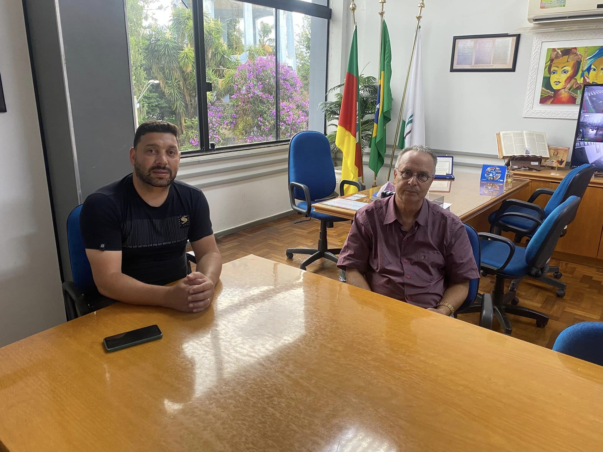 Diretor da UFSM visita Poder Legislativo