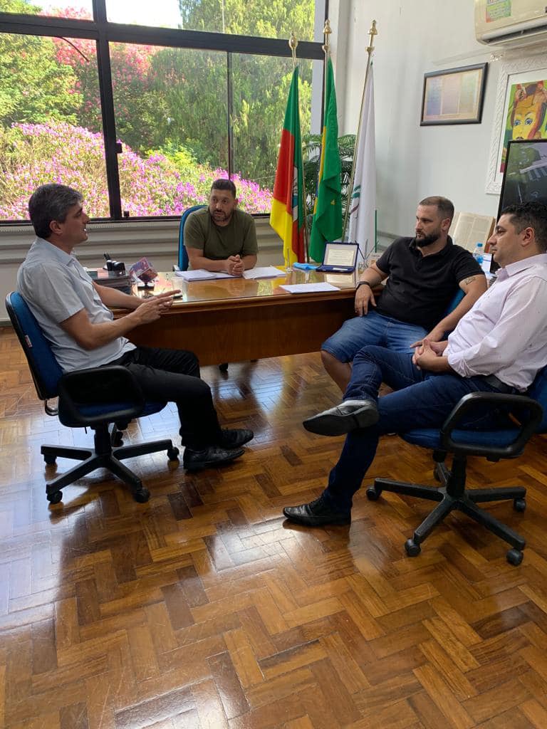  Representantes do Lokomotiv Futsal estiveram no Legislativo Municipal